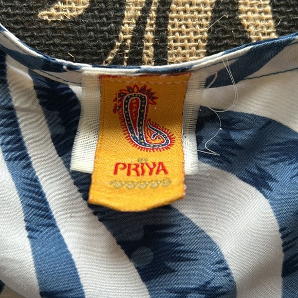 Priya beach cover up white and blue one size - Picture 7 of 7